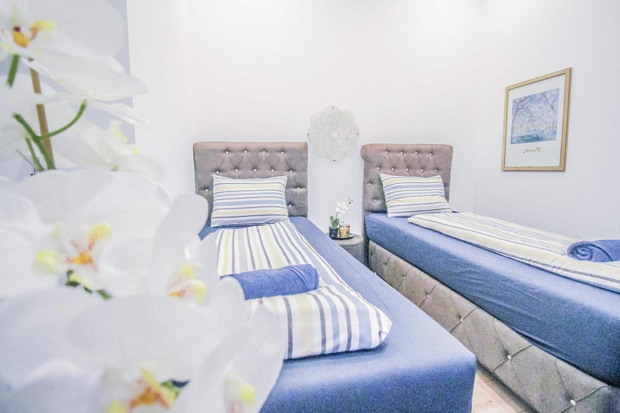 Comfortable Accommodations In The Alterlaa Area Lv3 Wien Eksteriør bilde